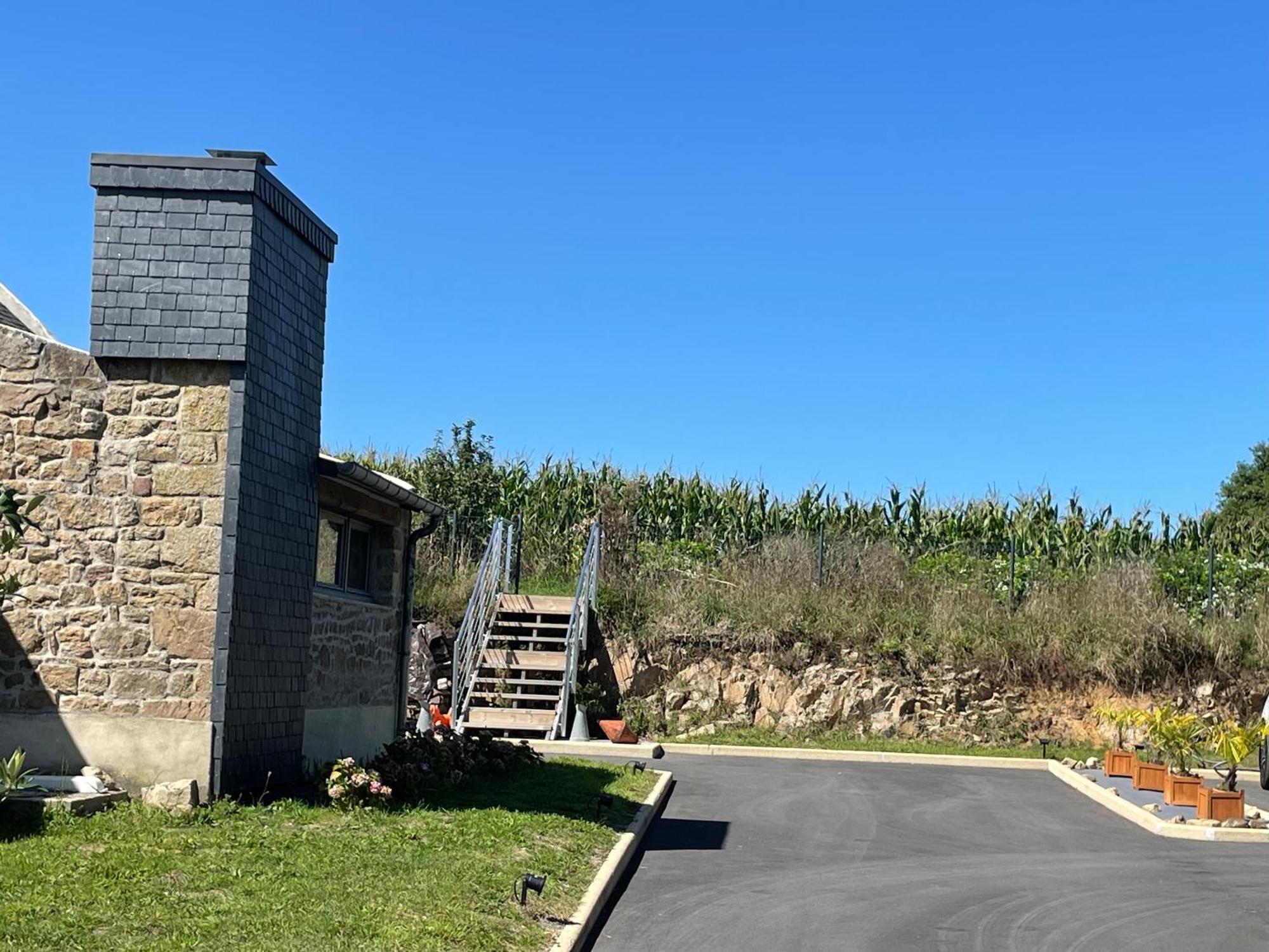 Gites D Izel2 Entre Terre Et Mer Pres D'Un Golf Ploemel Exterior photo